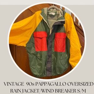 VINTAGE 90s PAPPAGALLO OVERSIZED
RAIN JACKET/WIND BREAKER S/M